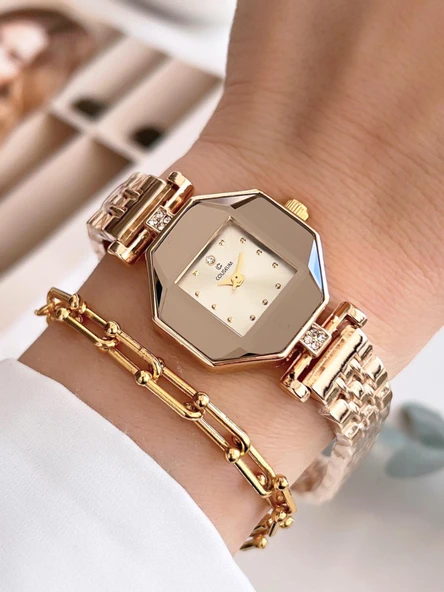 Coliseum Özel Tasarım Vintage Seri Aynalı Kasa Kadın Kol Saati+Bileklik Hediyeli CL8645.A07 ürün görseli