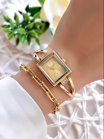 Coliseum Özel Tasarım Vintage Seri Kadın Kol Saati+ Bileklik Hediyeli CL8453.M4 - 2