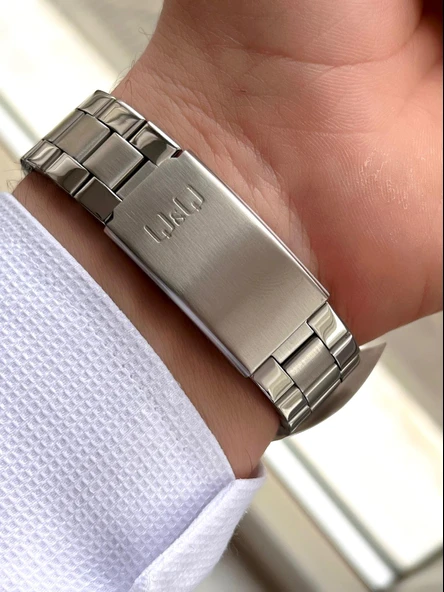 Q&Q Çelik Kordon 3 Atm Suya Dayanıklı 2 Yıl Garantili Erkek Kol Saati EQ.Z94.201Y - Resim 4