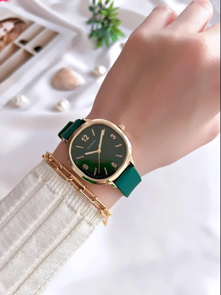 Coliseum Silikon Kordon Vintage Seri Kadın Kol Saati+Bileklik Hediyeli CL.8365.BM4 - Resim 2