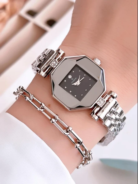 Coliseum Özel Tasarım Vintage Seri Aynalı Kasa Kadın Kol Saati+Bileklik Hediyeli CL8645.A02 ürün görseli