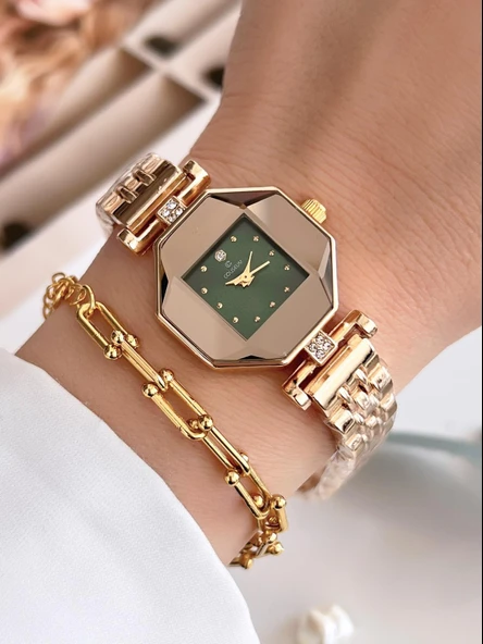 Coliseum Özel Tasarım Vintage Seri Aynalı Kasa Kadın Kol Saati+Bileklik Hediyeli CL8645.A05 ürün görseli