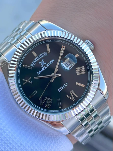 Daniel Klein Takvimli Kadran Rolex Kasa 30 Mt Suya Dayanıklı 2 Yıl Garantili Erkek Kol Saati FG.DK14026.1 ürün görseli