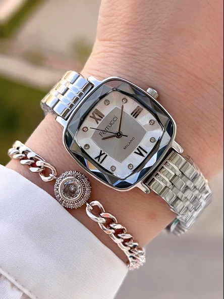 Ferrucci Çelik Kordon Kararma Renk Atma Yapmaz 2 Yıl Garantili Kadın Kol Saati+Bileklik F.03262.01 ürün görseli