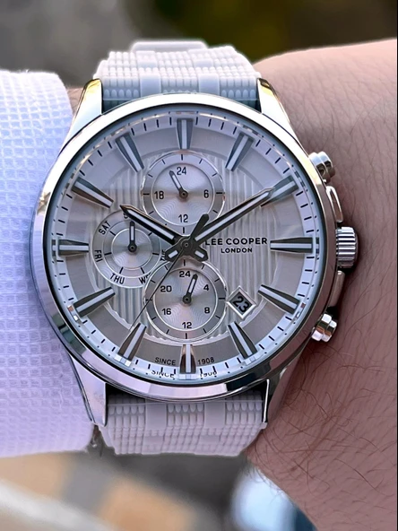 Lee Cooper Silikon Kordon İç Fonksiyonları Aktif 5 Atm Suya Dayanıklı Erkek Kol Saati ELC.08183.366 - Resim 3