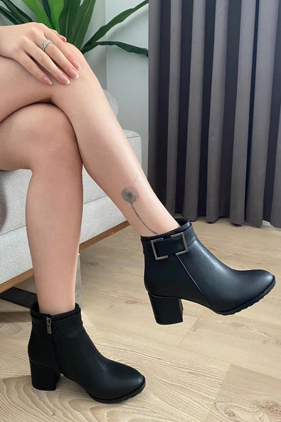 Kadın Trend Siyah Kare Tokalı ( 6 cm ) Topuklu Oval Burun Bot - 2