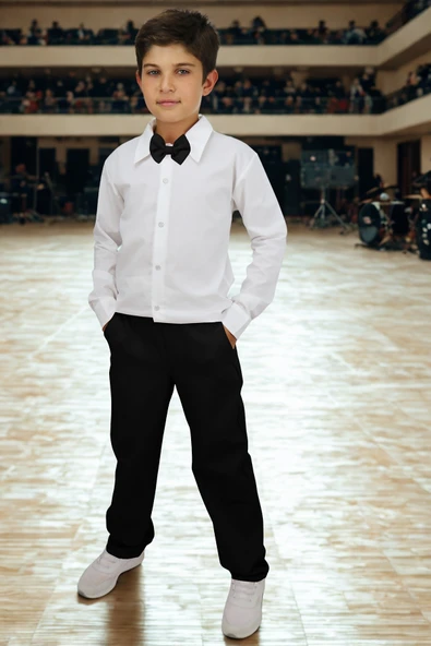 Erkek Çocuk Milano Papyonlu Alt Üst Takım 23 Nisan 29 Ekim 10 Kasım 19 Mayıs Gösteri Kıyafetleri ürün görseli