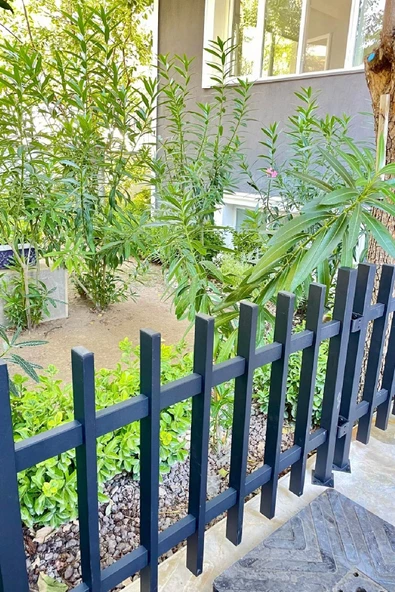 TOLIAHOME Dekoratif Bahçe Çiti 1 Metre Duvar Çiti Metal Siyah Peyzaj Koruma - 3