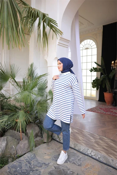 O Yaka Yatay Çizgili Uzun Kollu Kısa Yırtmaçlı Tunik - (38-46) - 71295 - Saks - Resim 5