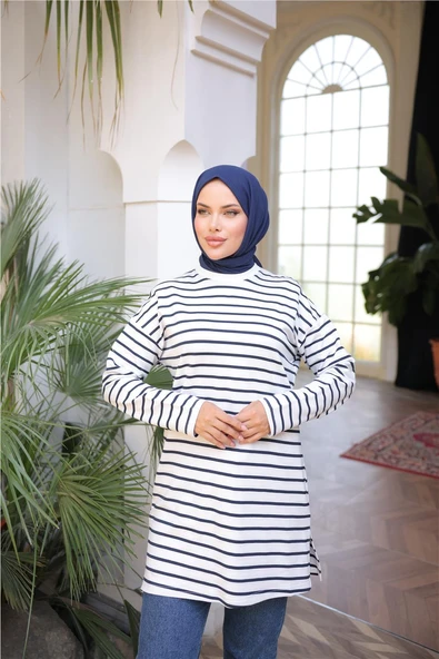 O Yaka Yatay Çizgili Uzun Kollu Kısa Yırtmaçlı Tunik - (38-46) - 71295 - Lacivert - Resim 2