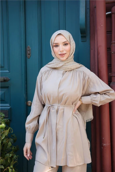Belden Bağcıklı Büzgülü Kısa Tunik İkili Tesettür Eşofman Takımı - (38-46) - 71298 - Bej - 4