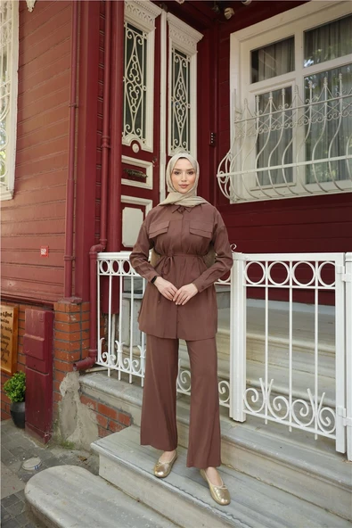 Gömlek Yaka Belden Bağcıklı Kısa Tunik İkili Tesettür Eşofman Takımı - (38-46) - 71299 - Kahverengi - Resim 3