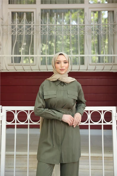 Gömlek Yaka Belden Bağcıklı Kısa Tunik İkili Tesettür Eşofman Takımı - (38-46) - 71299 - Haki - Resim 4