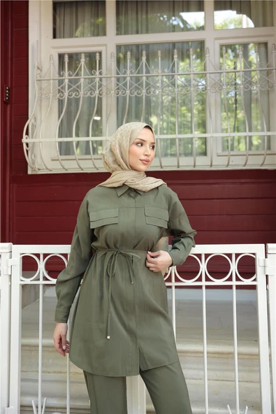 Gömlek Yaka Belden Bağcıklı Kısa Tunik İkili Tesettür Eşofman Takımı - (38-46) - 71299 - Haki - Resim 5