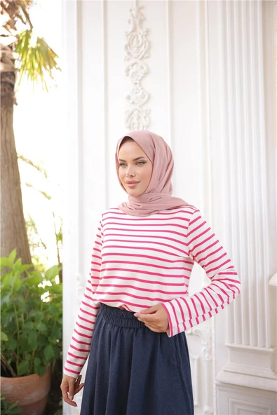 O Yaka Yatay Çizgili Uzun Kollu Kısa Yırtmaçlı Kısa Tunik - (38-46) - 71296 - Fuşya ürün görseli