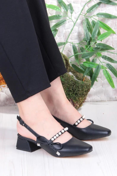 Fort 130 Ceyn İnci Toka Detaylı Şık Ev İş Ofis Rahat Kadın Ayakkabı ürün görseli