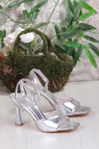 Fort 5134 Ares Tek Bantlı İnçe Yüksek Topuklu Kadın Ayakkabı - Resim 12