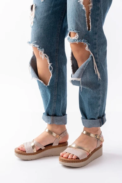 730-044 Bej Garni Ortopedik Örgü Desenli Hakiki Deri Dolgu Kadın Sandalet - Resim 2