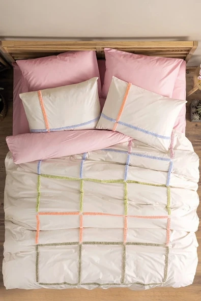 Puff Nakışlı Çift Kişilik Nevresim Takımı Insula Gül Kurusu ürün görseli