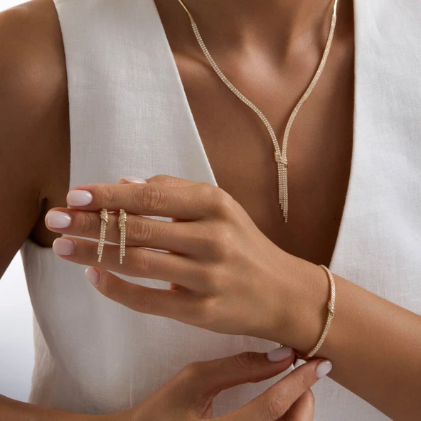 Kemerli İki Sıra Su Yolu Takı Seti