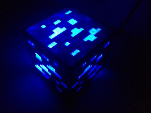 Minecraft Cevheri Gece Lambası Plastik Aparat - 2