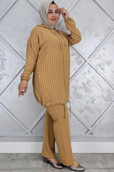 KADIN DESEN KOMBİNLİ TESETTÜR TAKIM ürün görseli