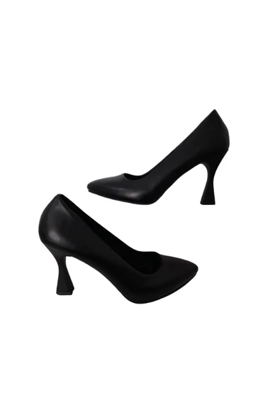 Nirvana Kadın Siyah Suni Deri Şık Ve Rahat Kadeh Topuklu Abiye Ayakkabı ürün görseli