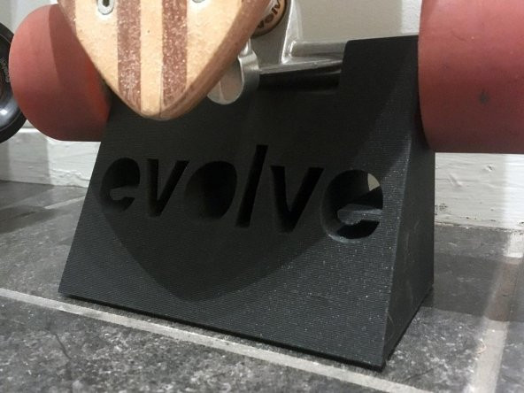 Bustin Pintail İçin Evolve Skateboard Upright Standı Plastik Aparat