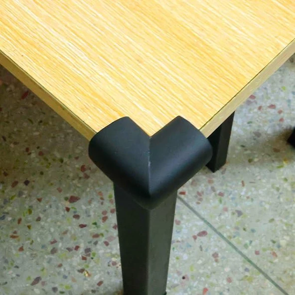 4'lü V Tipi Siyah Köşe Koruyucu ürün görseli
