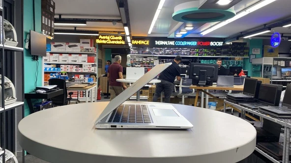 Hp ElıteBook X360 1030 Notebook G2 İ5 7300U 8Gb 256Gb M2 13.3"Fhd Ips Dokunmatik Bx 2.El Laptop - Resim 4