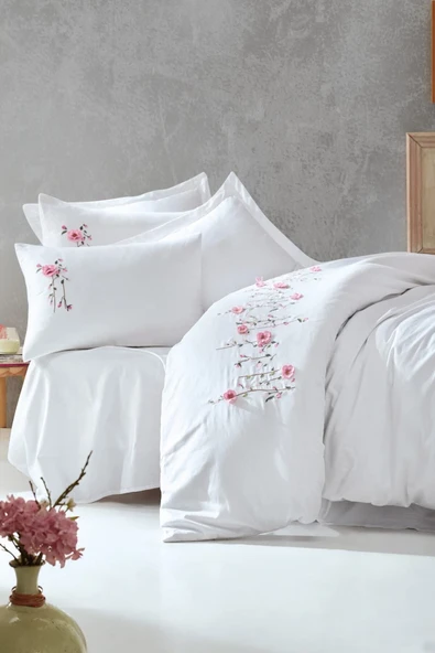 Perla 3D Nakışlı Saten Çift Kişilik Nevresim Takımı