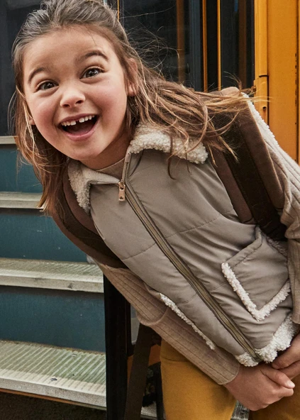 Mayoral Kız Çocuk Kürklü Şişme Yelek ürün görseli