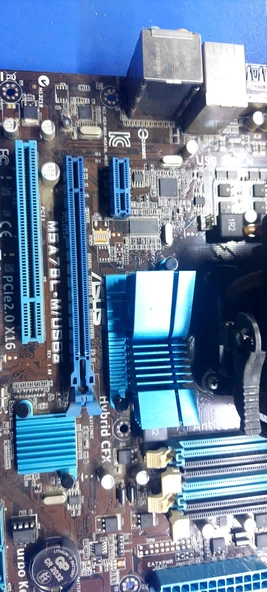 Asus M5A78L-M PLUS/USB3 AM3+ DDR3 Anakart+AMD FX8320 İŞLEMCİ+FAN 2.EL - Resim 2