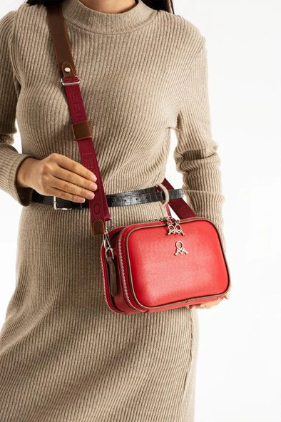 Çapraz Askılı Kadın Omuz Çantası 25*15 Cm Vegan Deri Mega Bag Postacı Çanta Suni Deri - 10