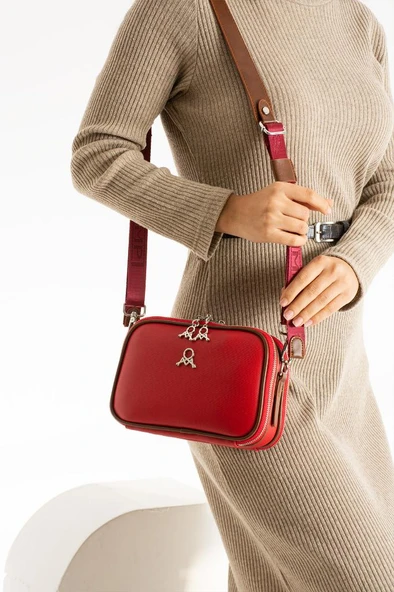 Çapraz Askılı Kadın Omuz Çantası 25*15 Cm Vegan Deri Mega Bag Postacı Çanta Suni Deri - 9