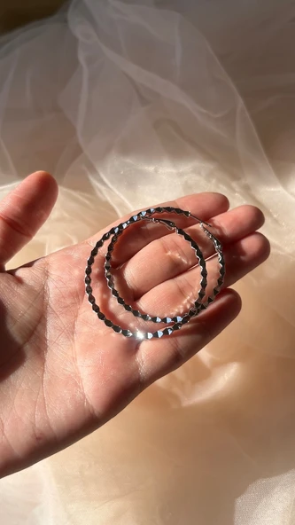 14 K Kararmaz halka küpe - Resim 4