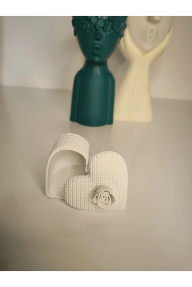 Kalp Şeklinde Şık Takı Kutusu