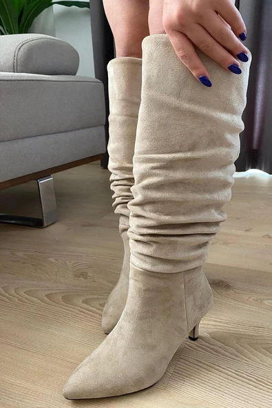 Kadın Tamara Krem Süet Körüklü Sivri Burun Çivi Topuk Çizme - 2