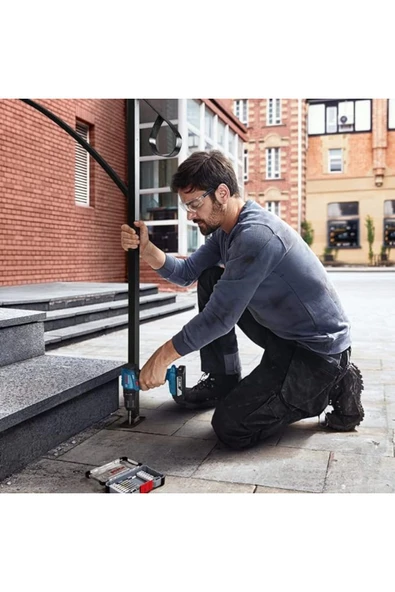 Bosch Professional GSB 185-LI Akülü Darbeli Delme Vidalama Makinesi (18 Volt, SOLO, Yumuşak/Sert To - 6