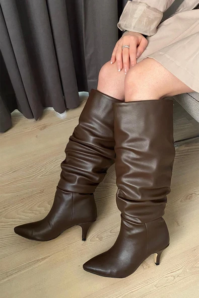 Kadın Tamara Kahverengi Körüklü Sivri Burun Çivi Topuk Çizme - 2