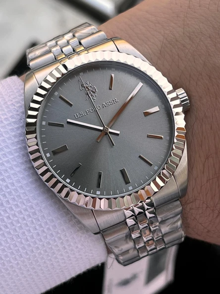 U.S.Polo Assn Çelik Kasa Ve Kordon 2 Yıl Garantili 5 Atm Suya Dayanıklı Erkek Kol Saati E.USP1111-04 ürün görseli