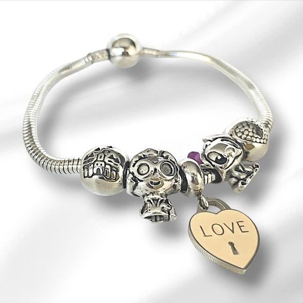 Stitch Charm Çelik Bileklik ürün görseli 1