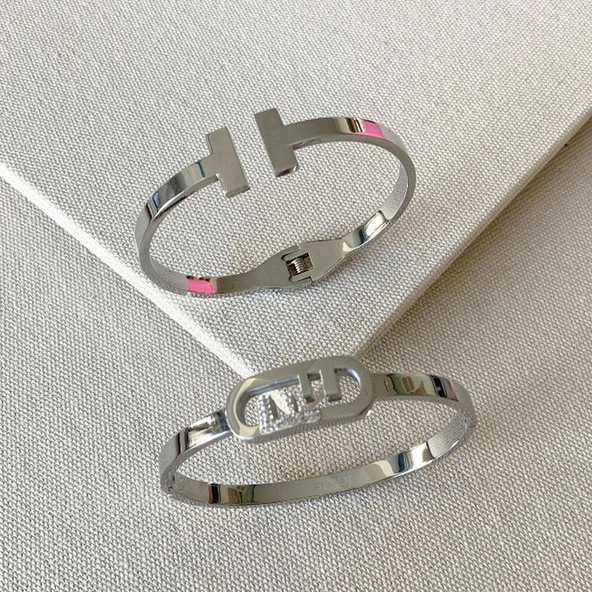 İkili Çelik Kelepçe ürün görseli