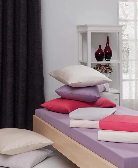 La Notte Saten Çift Kişilik Çarşaf Seti Kırmızı 180x200 ürün görseli