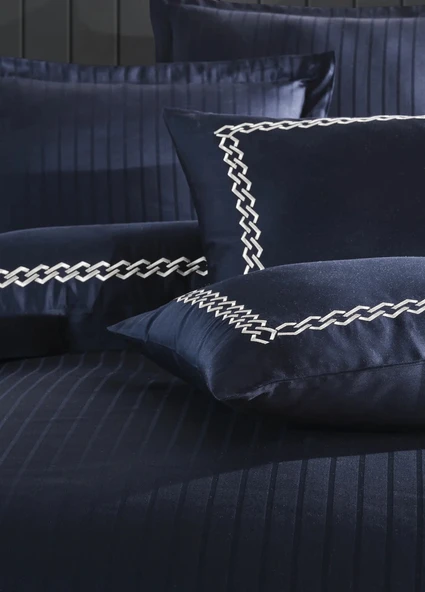 Dantela Nüans Nakışlı Pamuk Saten Yollu Çift Kişilik Nevresim Takımı-Lacivert - 3