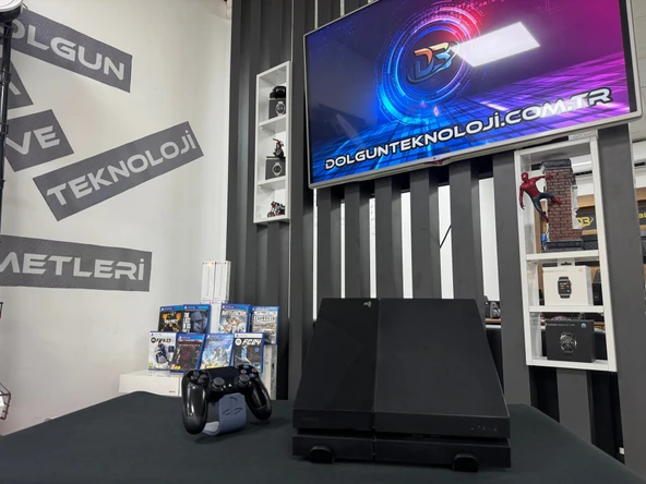 PlayStation 4 Fat 500GB Tek Kol (İKİNCİ EL)