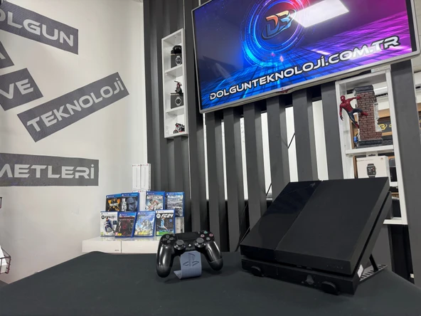 PlayStation 4 Fat 500GB Tek Kol (İKİNCİ EL)