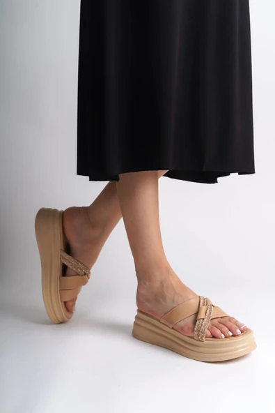 JET-RUBY Düz Topuklu Taşlı Çapraz Şeritli Kalın ve Ortopedik Taban Kadın Terlik  CTT - Ten - Resim 2