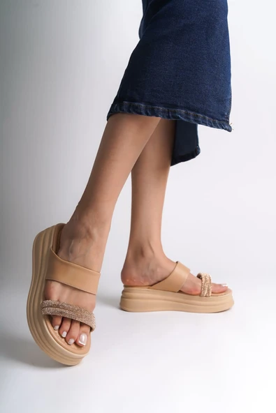 JET-SARAH Düz Topuklu Taşlı Şeritli Kalın ve Ortopedik Taban Kadın Terlik CTT - Ten - Resim 2