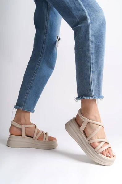 JET-BELLA Lastikli Şerit Detaylı Ortopedik Taban Kadın Sandalet CKT - Krem ürün görseli